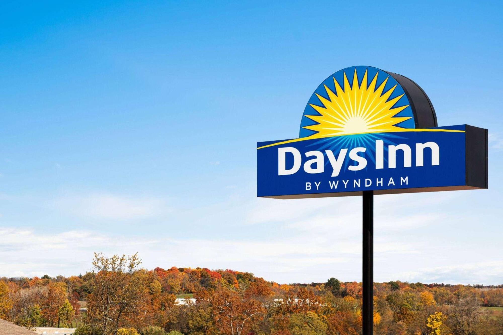 Days Inn By Wyndham Hillsboro מראה חיצוני תמונה